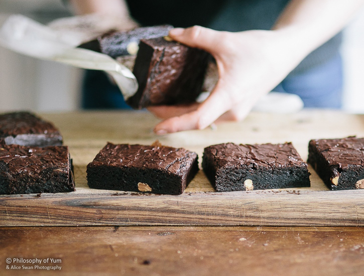 Shiny Brownie Crust – Foolproof and Perfect!