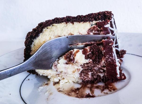 chocolate swirl cheesecake recipe | baked chocolate cheesecake